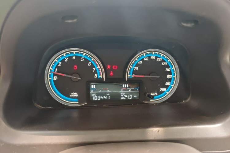 Used Baojun 730 2014 1.5L manual Comfort version 7 seats Instrument Cluster