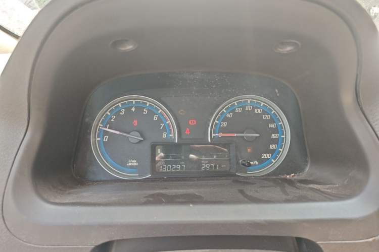 Used Baojun 730 2014 1.5L manual standard trim 7 seats Instrument Cluster