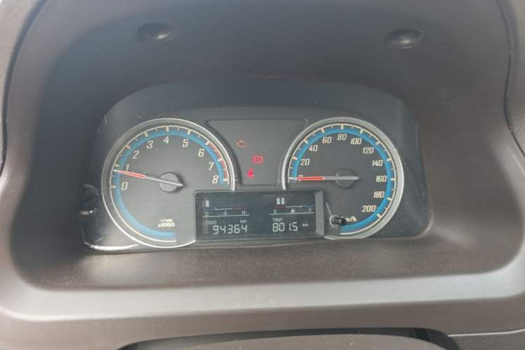 Used Baojun 730 2014 1.5L manual Comfort ESP version 7 seats Instrument Cluster