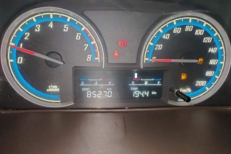 Used Baojun 730 2014 1.5L manual Comfort version 7 seats Instrument Cluster