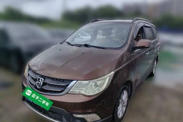 Used Baojun 730 2014 1.5L manual Comfort ESP version 7 seats