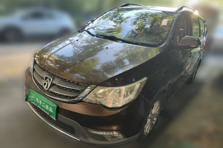 Gebrauchter Baojun 730 2014 1.5L manual Comfort version 7 seats Guazi used car, China used car export, Used car for sale, Used  cars, Cheapest cars for sale