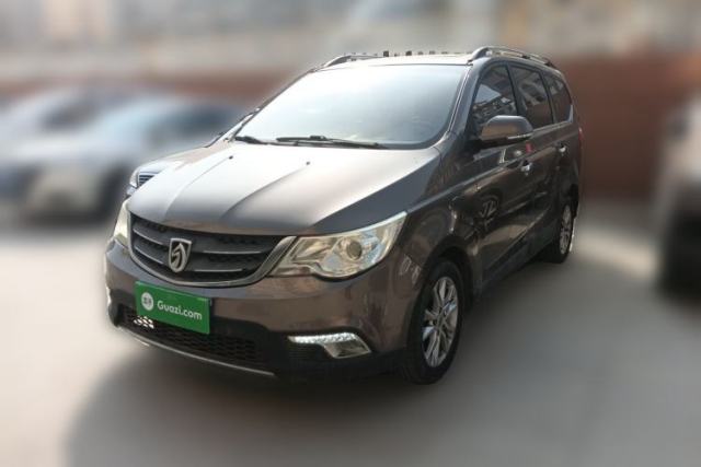 Used Baojun 730 2014 1.5L manual luxury trim 7 seats
