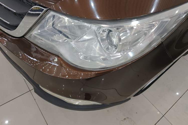 Used Baojun 730 2014 1.5L manual Comfort version 7 seats Left Front Headlight