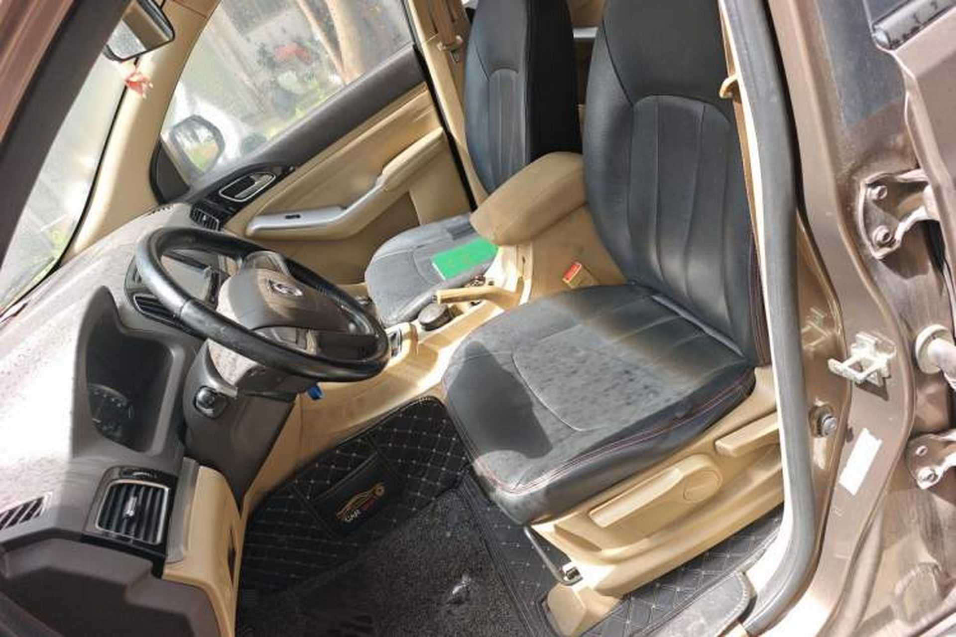 Used Baojun 730 2014 1.5L manual Comfort version 7 seats Left Front Seat