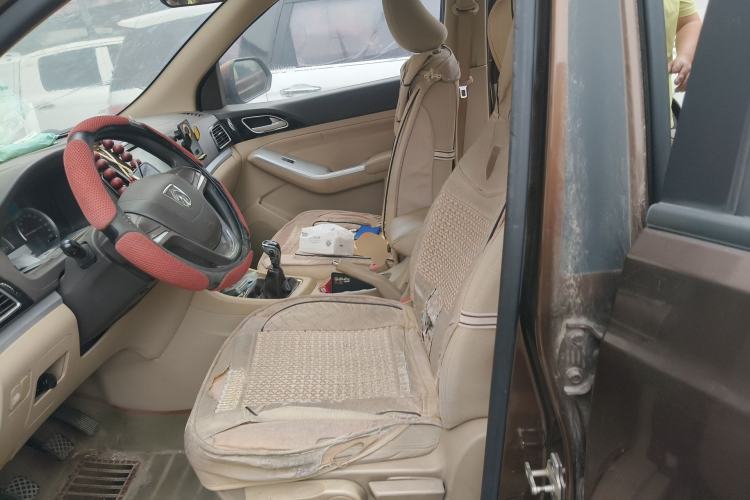 Used Baojun 730 2014 1.5L manual standard trim 7 seats Left Front Seat