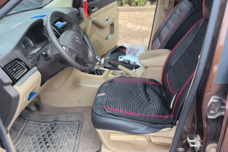 Used Baojun 730 2014 1.5L manual standard trim 7 seats Left Front Seat