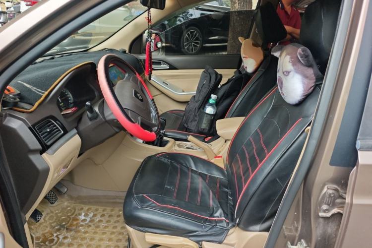 Used Baojun 730 2014 1.5L manual standard trim 7 seats Left Front Seat