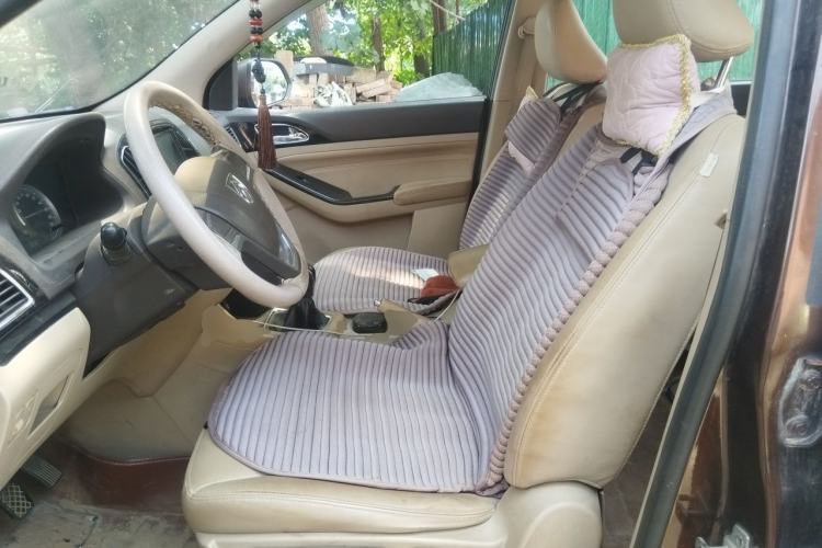 Used Baojun 730 2014 1.5L manual standard trim 7 seats Left Front Seat