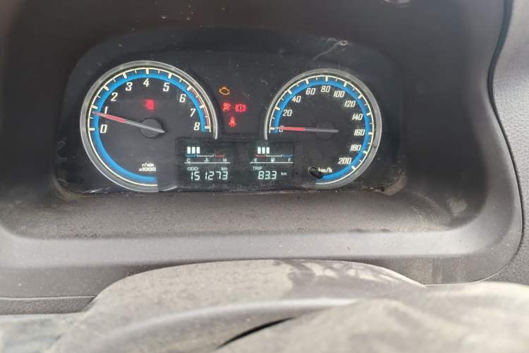 Used Baojun 730 2014 1.5L manual Comfort ESP version 7 seats Odometer Close Up