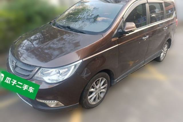Baojun 730 2014 1.5L manual Comfort version 7 seats usata