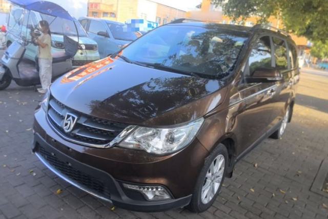 Used Baojun 730 2014 1.5L manual Comfort ESP version 7 seats