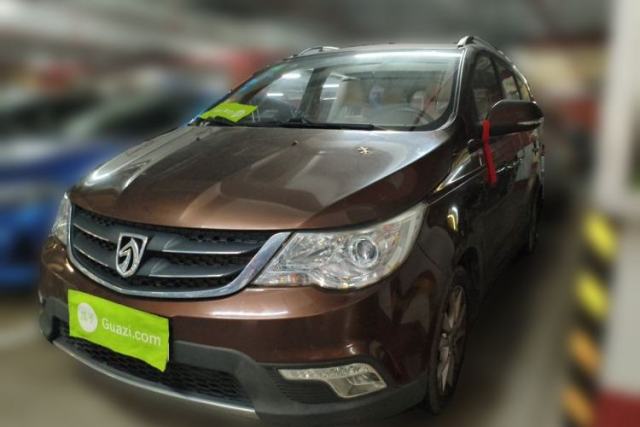 Used Baojun 730 2014 1.5L Manual Luxury Navigation ESP Version 7 Seats