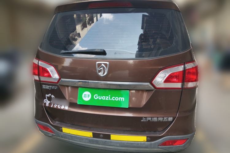 Used Baojun 730 2014 1.5L manual Comfort version 7 seats Rear
