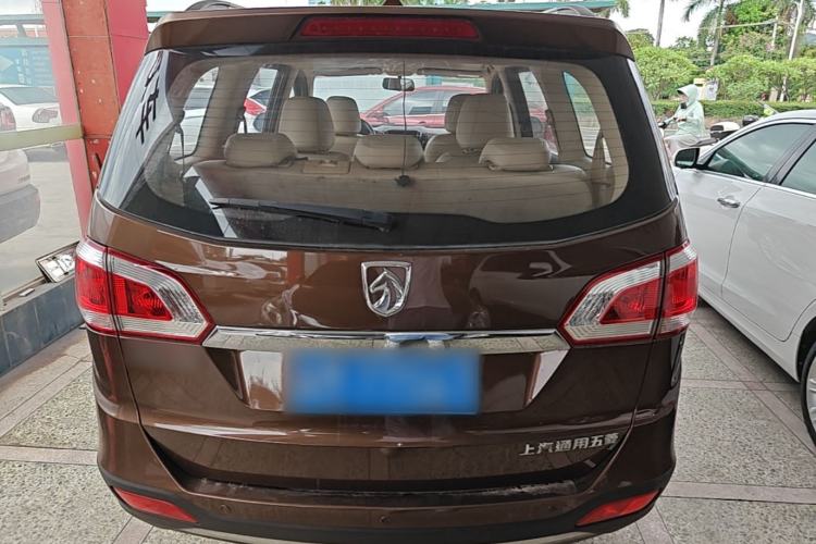 Used Baojun 730 2014 1.5L manual luxury trim 7 seats Rear