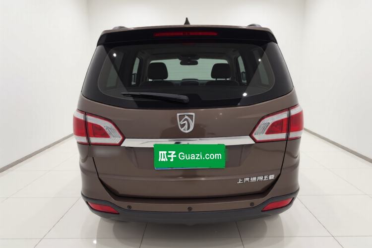 Used Baojun 730 2014 1.5L manual Comfort ESP version 7 seats Rear