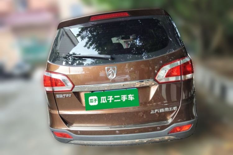 Used Baojun 730 2014 1.5L Manual Luxury Navigation ESP Version 7 Seats Rear