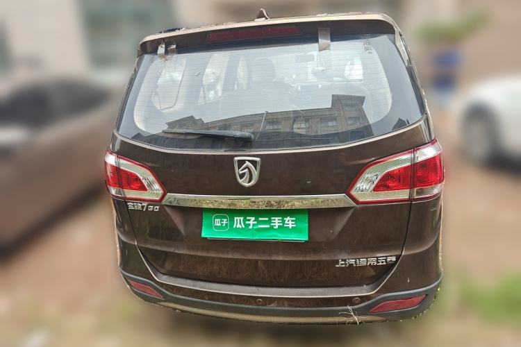 Used Baojun 730 2014 1.5L Manual Luxury Navigation ESP Version 7 Seats Rear