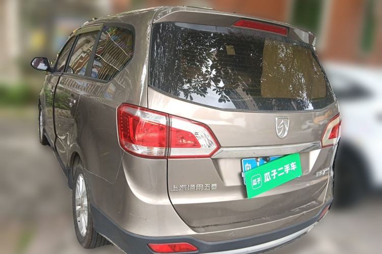 Used Baojun 730 2014 1.5L manual standard trim 7 seats Rear Left 45 Deg