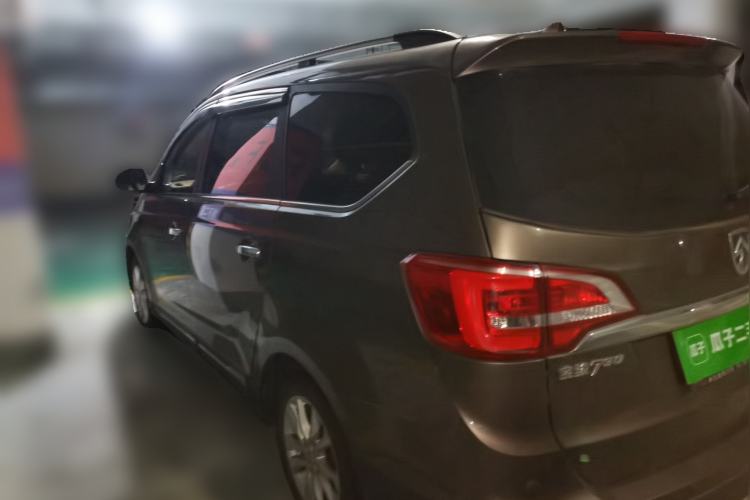 Used Baojun 730 2014 1.5L manual Comfort version 7 seats Rear Left 45 Deg