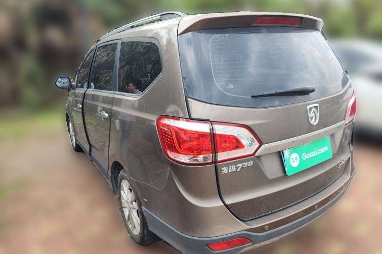 Used Baojun 730 2014 1.5L Manual Luxury Navigation ESP Version 7 Seats Rear Left 45 Deg