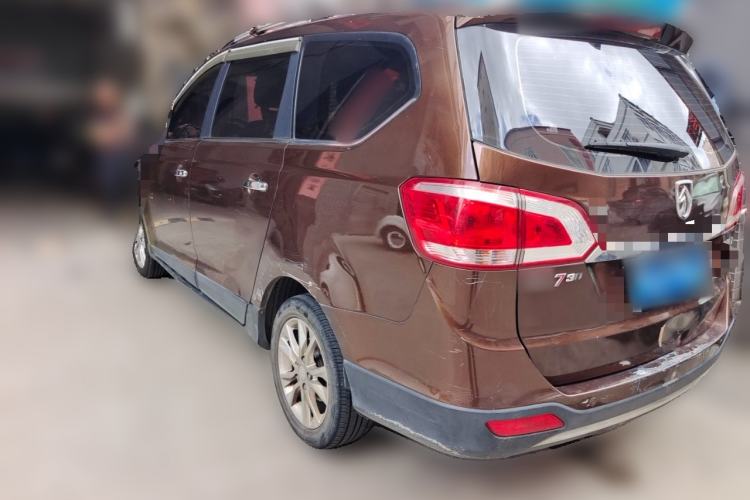 Used Baojun 730 2014 1.5L manual Comfort version 7 seats Rear Left 45 Deg