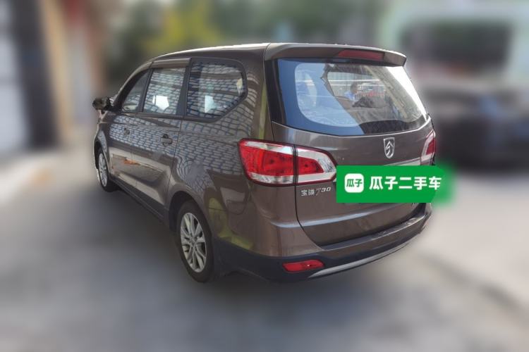 Used Baojun 730 2014 1.5L manual standard trim 7 seats Rear Left 45 Deg