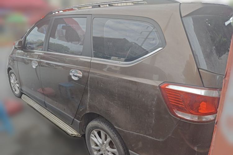 Used Baojun 730 2014 1.5L manual Comfort ESP version 7 seats Rear Left 45 Deg