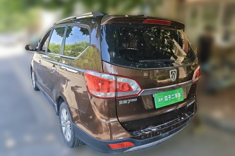 Used Baojun 730 2014 1.5L Manual Luxury Navigation ESP Version 7 Seats Rear Left 45 Deg