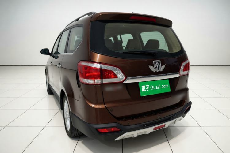 Used Baojun 730 2014 1.5L manual Comfort version 7 seats Rear Left 45 Deg