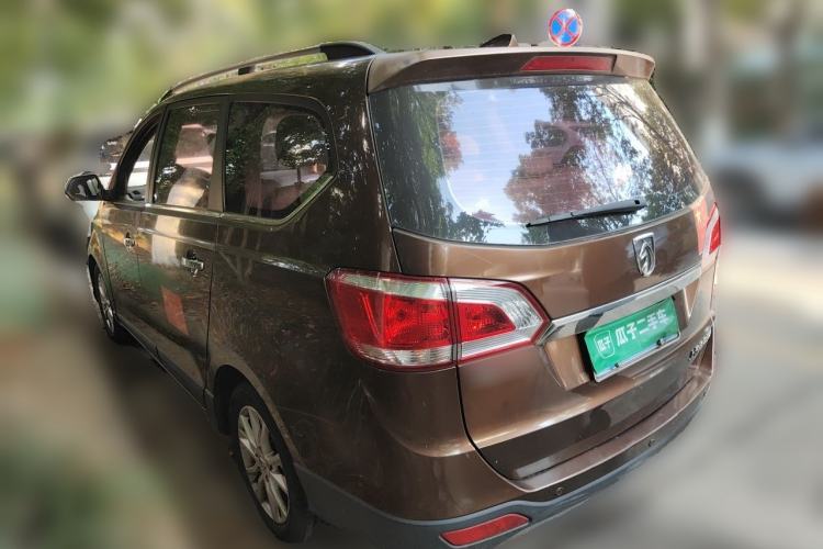 Used Baojun 730 2014 1.5L manual Comfort version 7 seats Rear Left 45 Deg