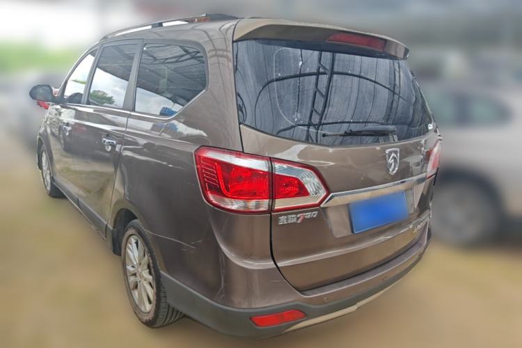 Used Baojun 730 2014 1.5L manual Comfort version 7 seats Rear Left 45 Deg