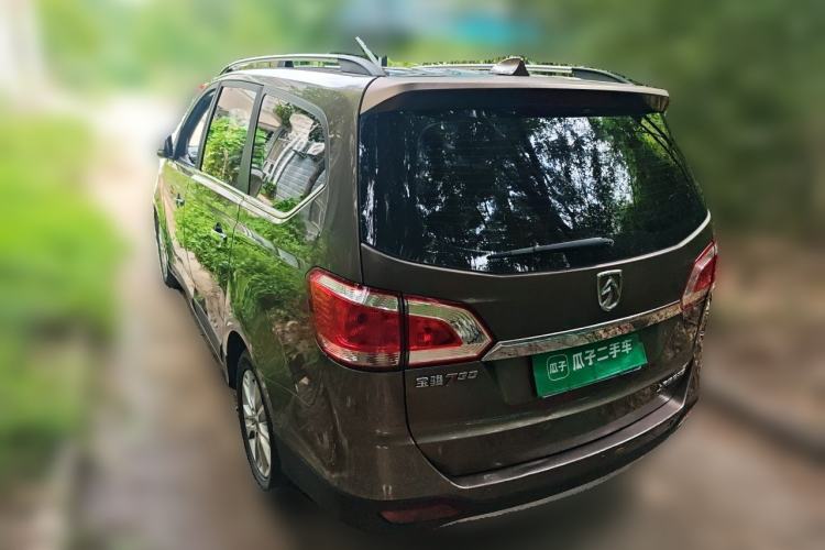 Used Baojun 730 2014 1.5L manual Comfort version 7 seats Rear Left 45 Deg