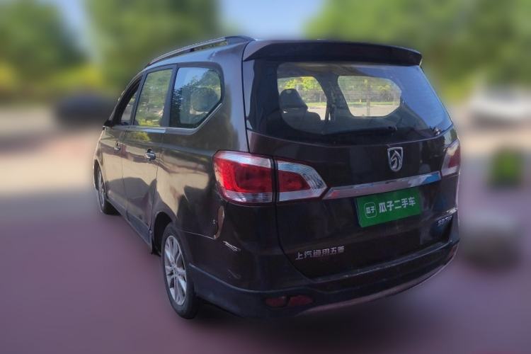 Used Baojun 730 2014 1.5L manual luxury trim 7 seats Rear Left 45 Deg