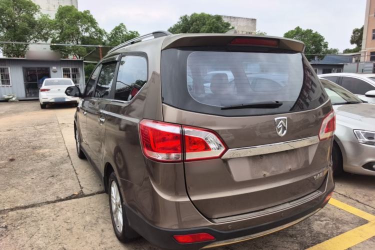Used Baojun 730 2014 1.5L manual Comfort version 7 seats Rear Left 45 Deg
