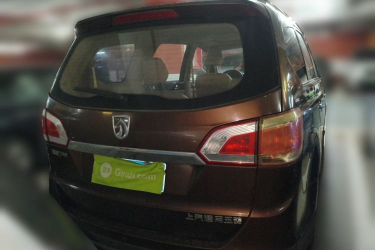 Used Baojun 730 2014 1.5L Manual Luxury Navigation ESP Version 7 Seats Rear