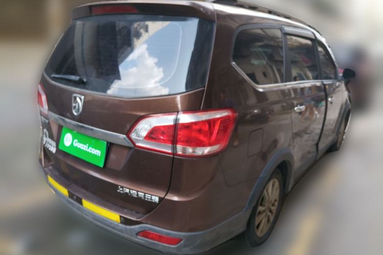 Used Baojun 730 2014 1.5L manual Comfort version 7 seats Rear Right 45 Deg