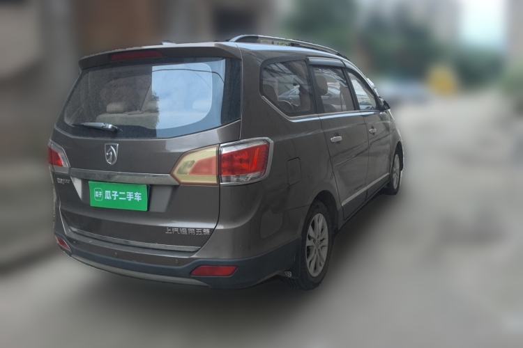 Used Baojun 730 2014 1.5L manual Comfort version 7 seats Rear Right 45 Deg