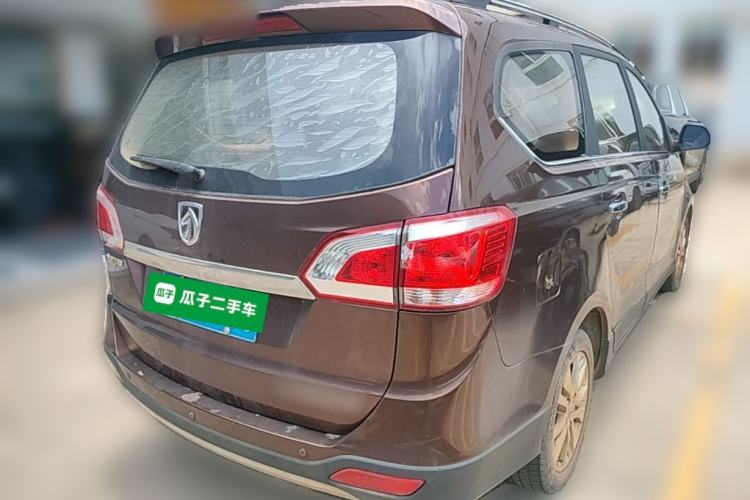 Used Baojun 730 2014 1.5L manual Comfort version 7 seats Rear Right 45 Deg