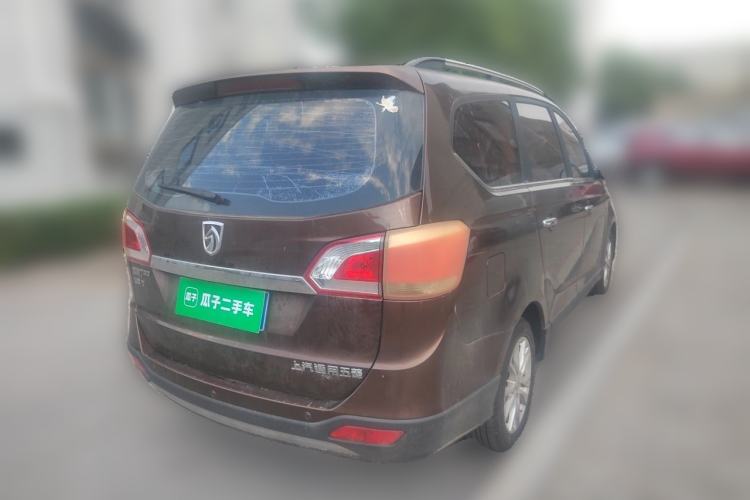 Used Baojun 730 2014 1.5L Manual Luxury Navigation ESP Version 7 Seats Rear Right 45 Deg