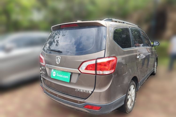 Used Baojun 730 2014 1.5L Manual Luxury Navigation ESP Version 7 Seats Rear Right 45 Deg