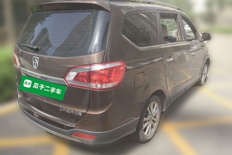 Used Baojun 730 2014 1.5L manual luxury trim 7 seats Rear Right 45 Deg