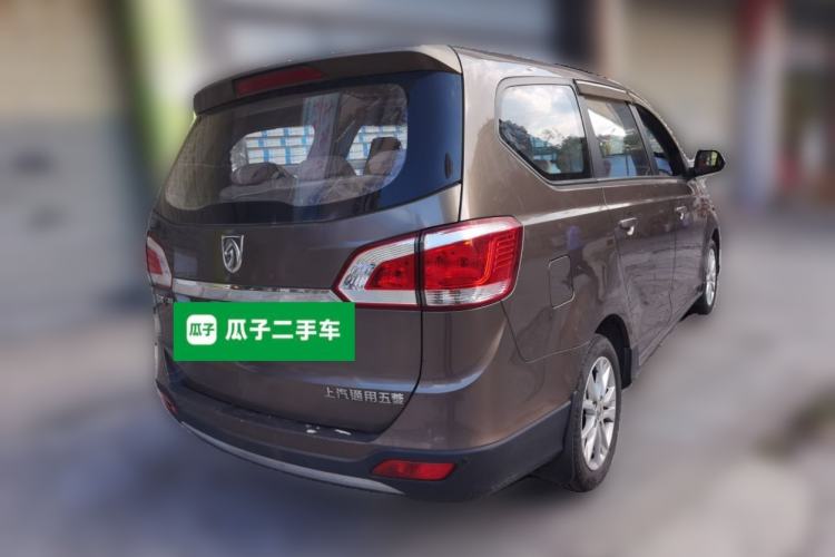 Used Baojun 730 2014 1.5L manual standard trim 7 seats Rear Right 45 Deg