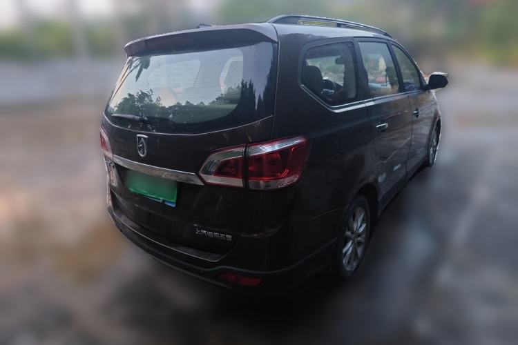 Used Baojun 730 2014 1.5L manual Comfort version 7 seats Rear Right 45 Deg