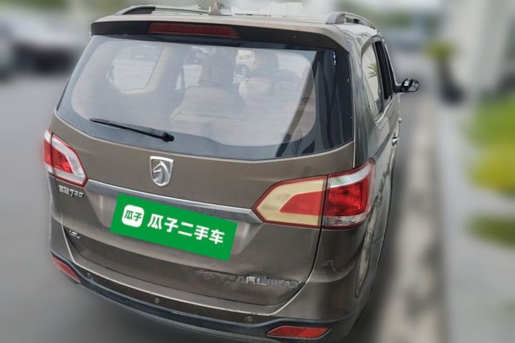 Used Baojun 730 2014 1.5L manual luxury trim 7 seats Rear Right 45 Deg
