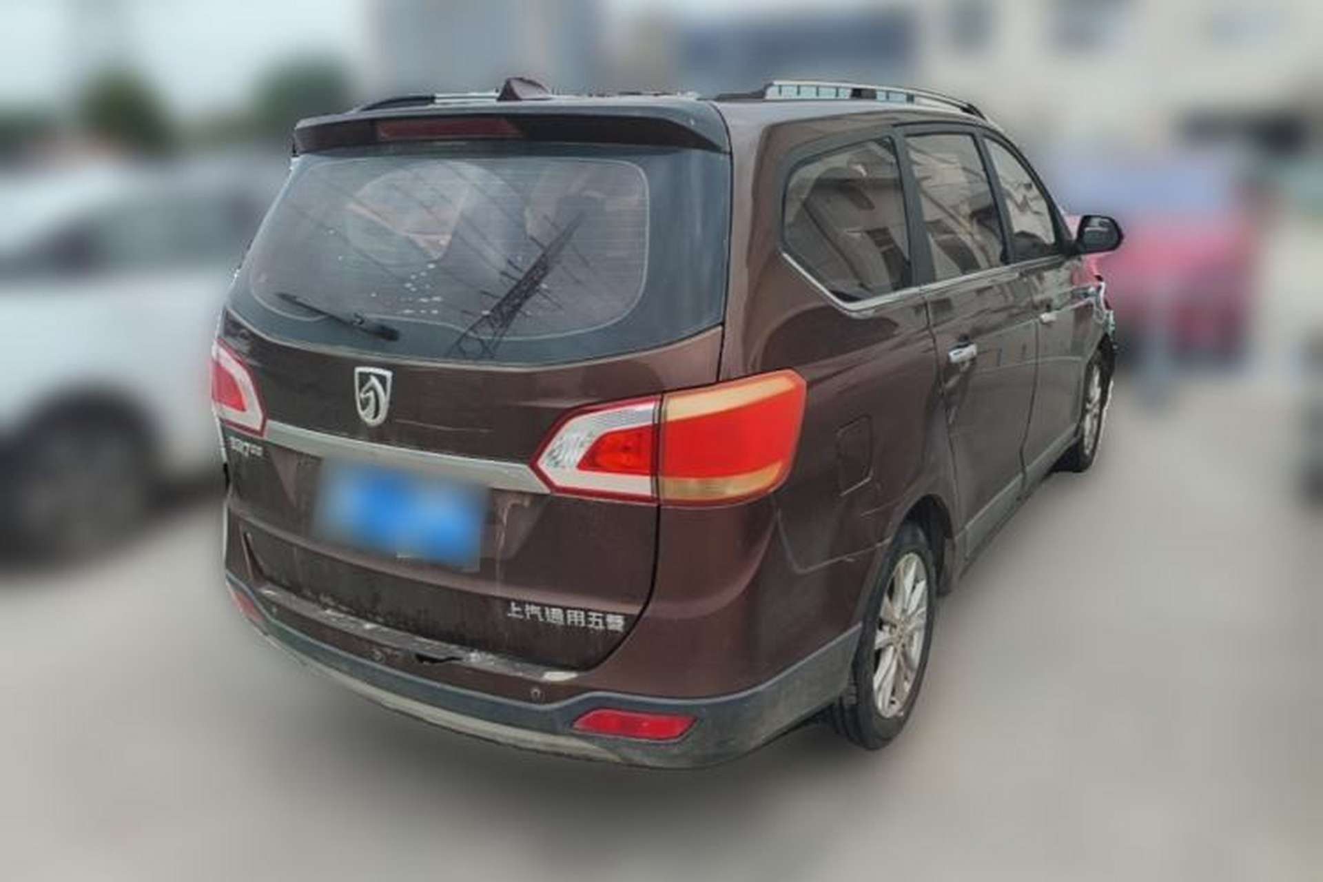 Used Baojun 730 2014 1.5L manual luxury trim 7 seats Rear Right 45 Deg