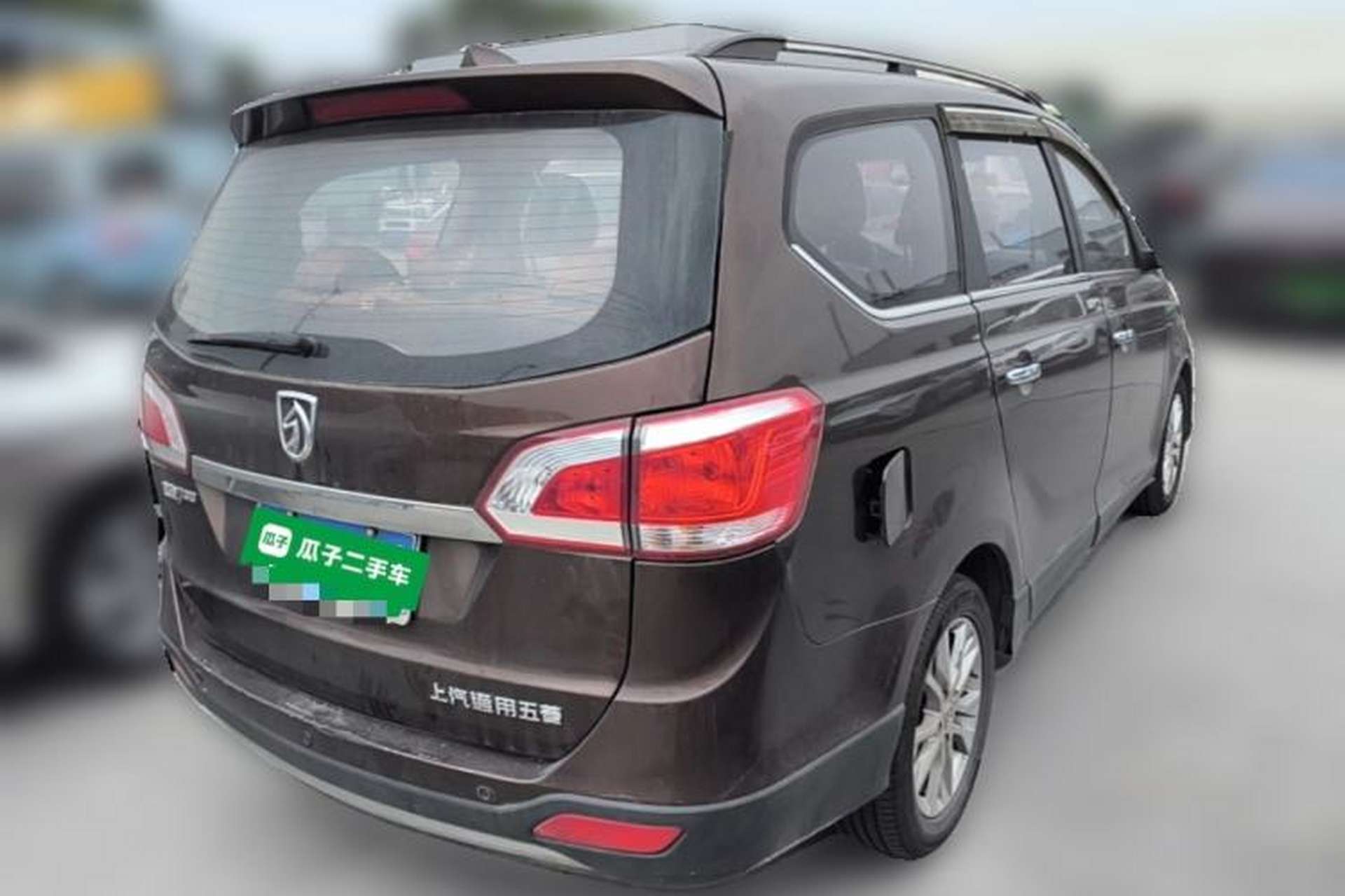Used Baojun 730 2014 1.5L manual luxury trim 7 seats Rear Right 45 Deg