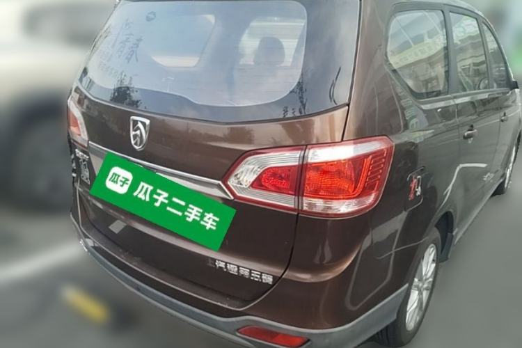 Used Baojun 730 2014 1.5L manual standard version 5 seats Rear Right 45 Deg