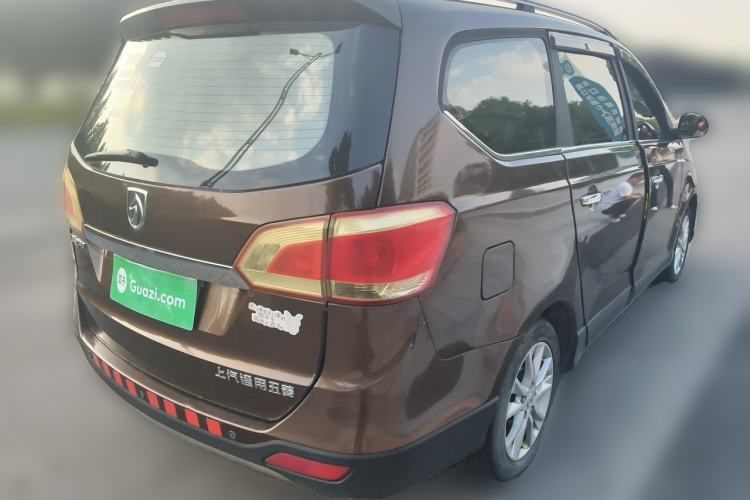Used Baojun 730 2014 1.5L manual Comfort ESP version 7 seats Rear Right 45 Deg