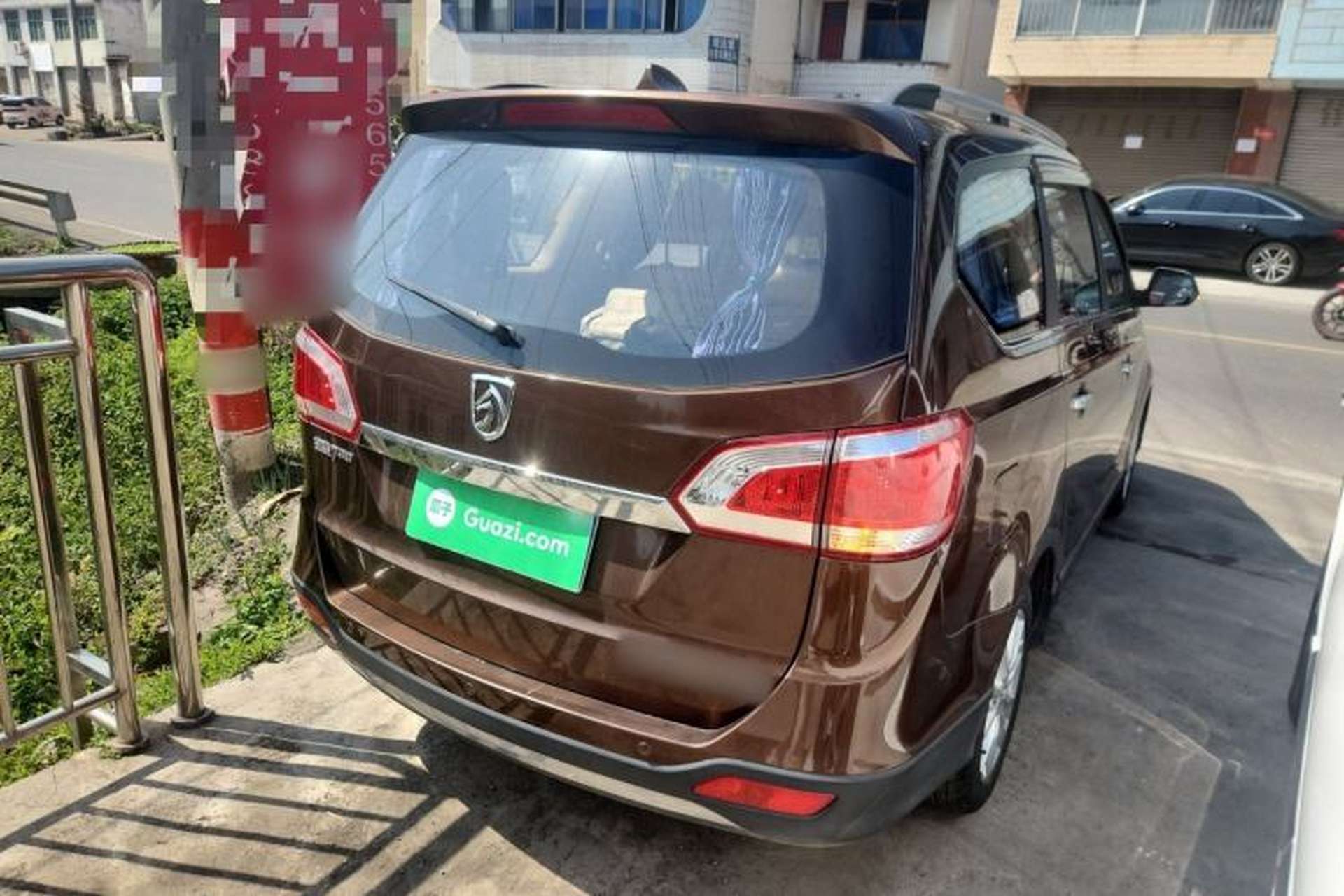 Used Baojun 730 2014 1.5L Manual Luxury Navigation ESP Version 7 Seats Rear Right 45 Deg